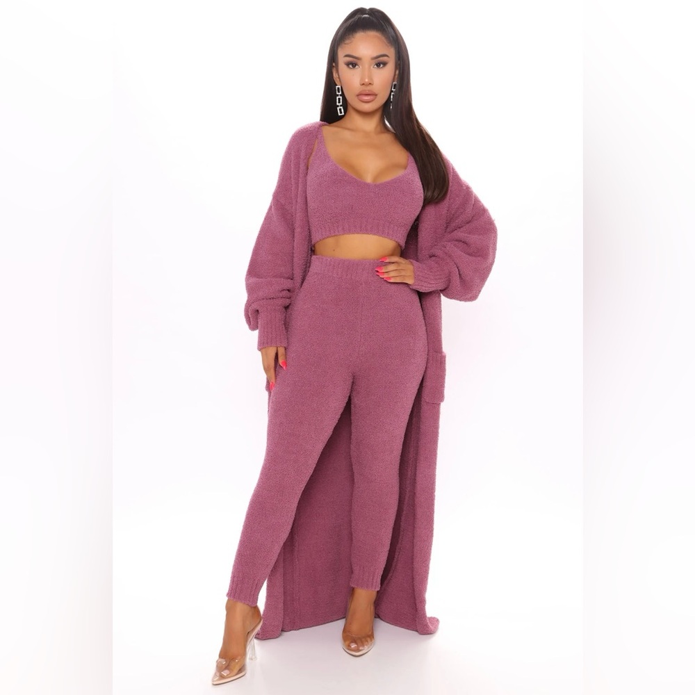 Living in It leggings set (NEW) Size S, Plum Color